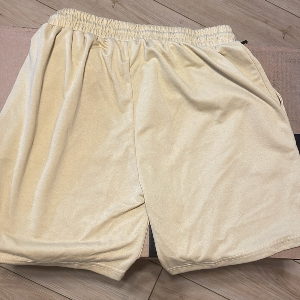 Short - Picture 2 of 3